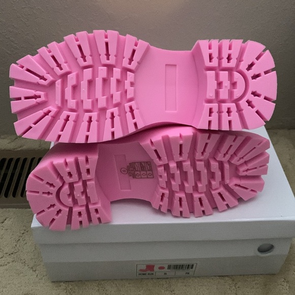 ☔️ NWT Size 5: Women’s Rain Boots - Picture 2 of 11